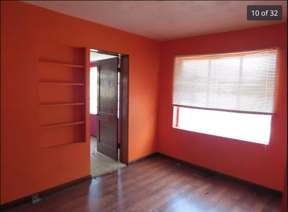 orange room